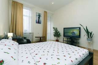 Апартаменты Apartment on Saksahanskoho Street Киев Апартаменты-3